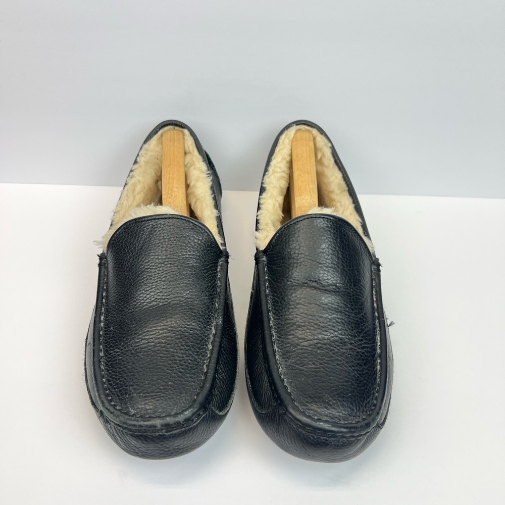 Ugg Australia 5379B Ascot Leather Black Shearling Lined Slipper Men’s Size 11